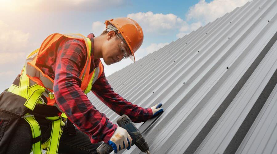 GAF roofing contractor in Niantic, IL